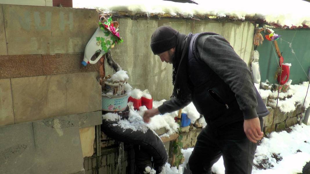 Polisi alarma geçiren cinayet ihbarındaki gerçek şaşkına çevirdi! Sinir krizi geçirip ortalığı birbirine kattı 9
